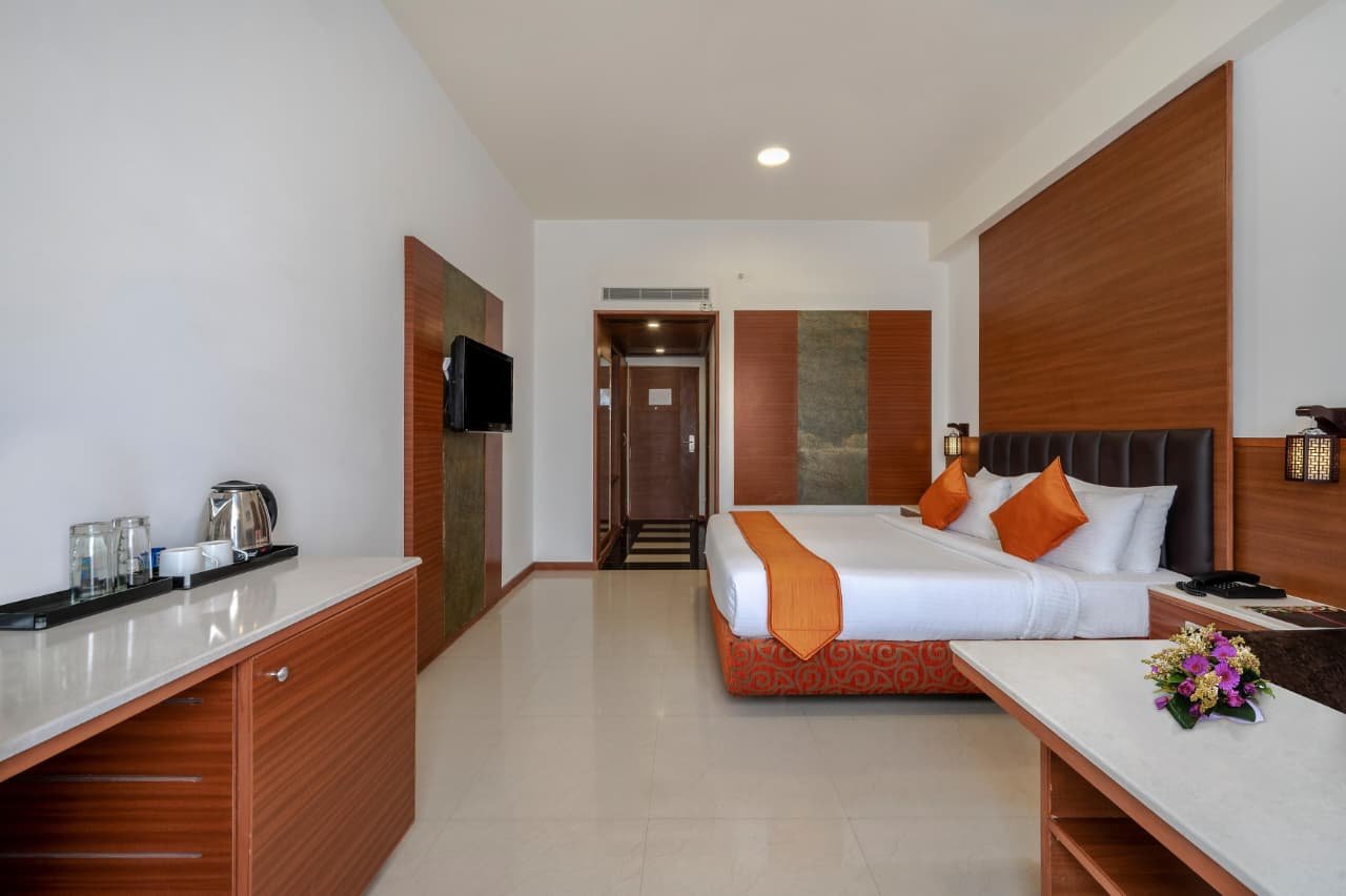 2 pax sleeps this is suite ac room of ganesha sadan srisailam for more comfort